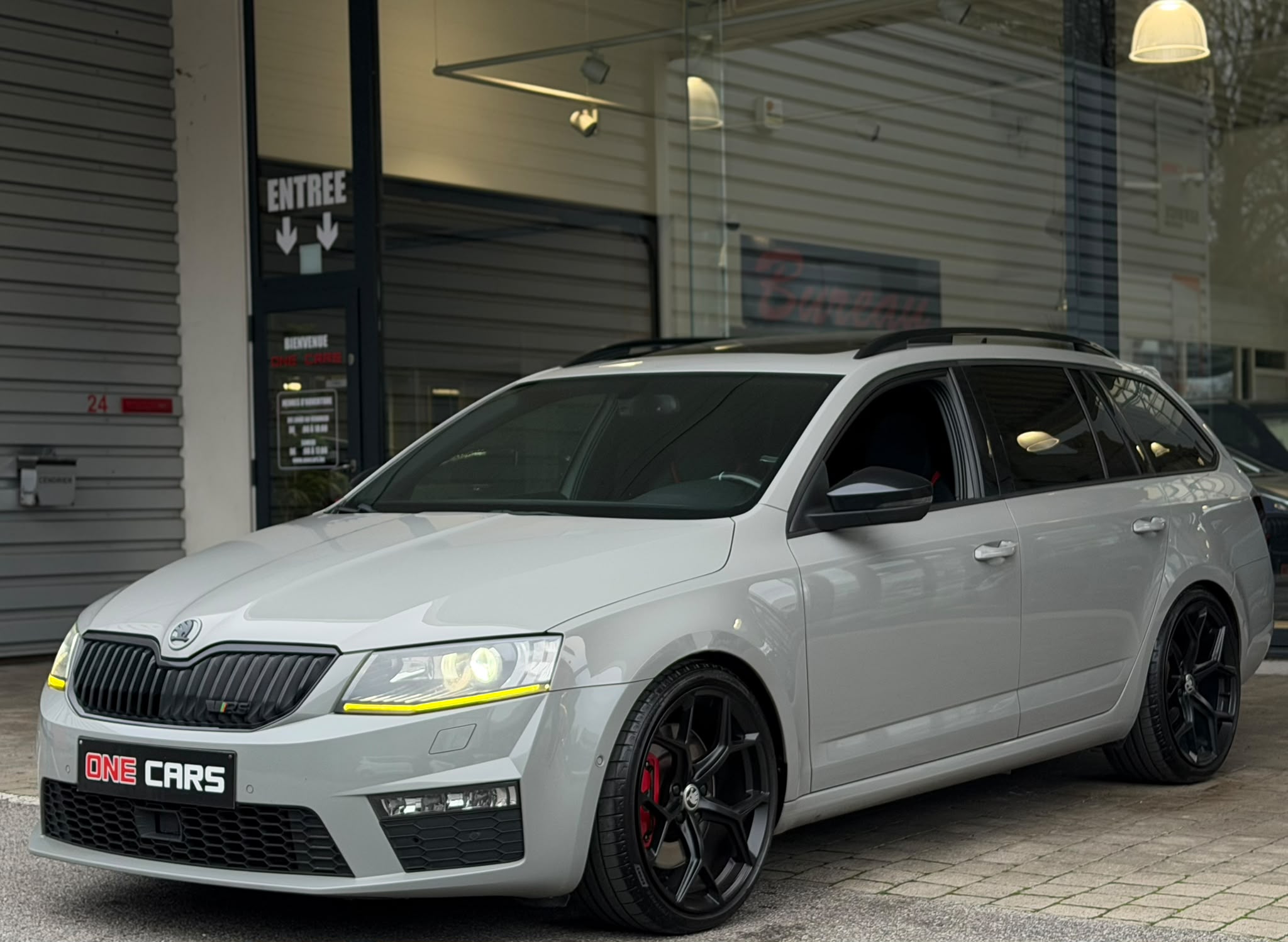 Another available ONE CARS vehicle, view 3